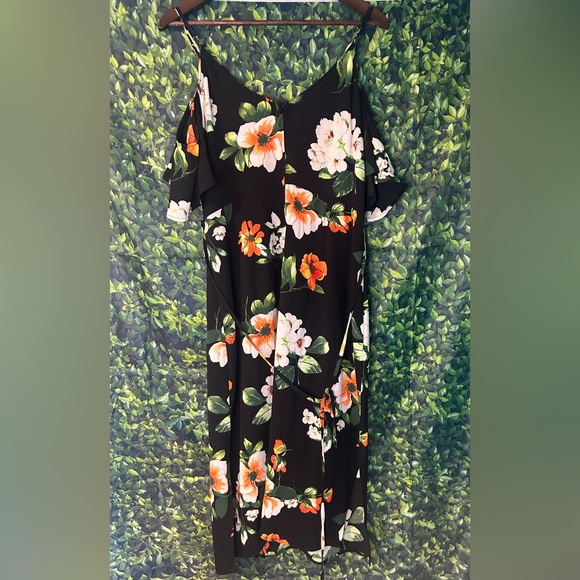 Bisou Bisou Black and White Floral Midi Dress - Picture 3 of 6